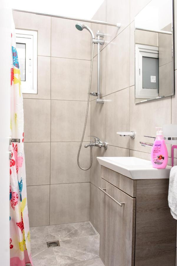 Valdivian Flat 18 Apartment Larnaca Exterior photo
